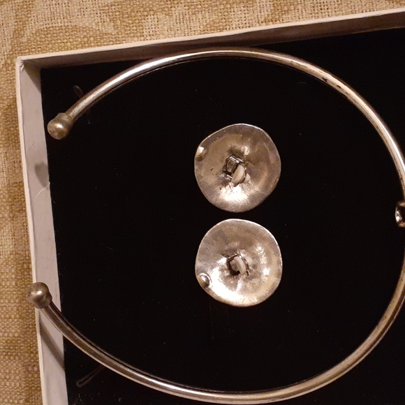 ASHRO 3PC SET JEWELRY CUFF COLLAR & CLIPS - Picture 3 of 3